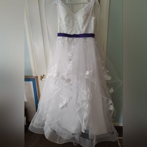 Wedding dress